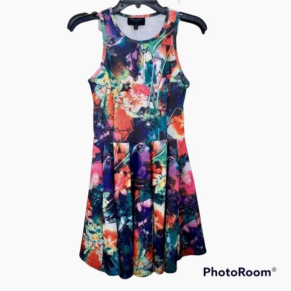 Romeo & Juliet Couture Mini Dress - Picture 1 of 4